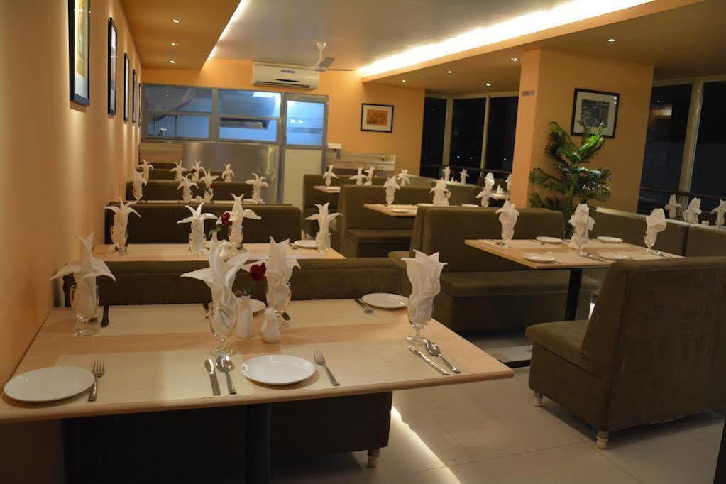 Boshan Hotels Mapusa Exterior foto